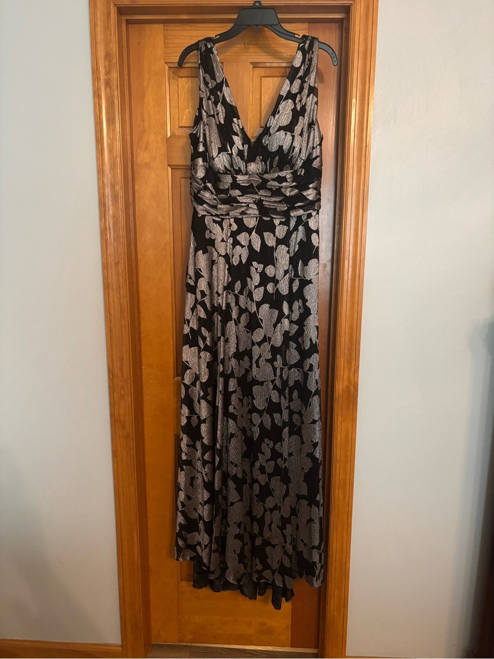 Black and Silver Sleeveless V-Neck Evening Dress